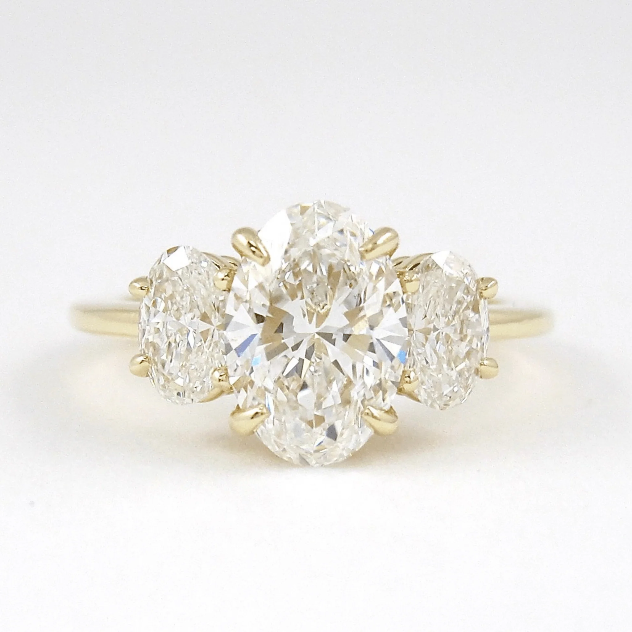 1.00 Carats Oval Cut Lab Grown Diamond Engagement Ring - Image 12