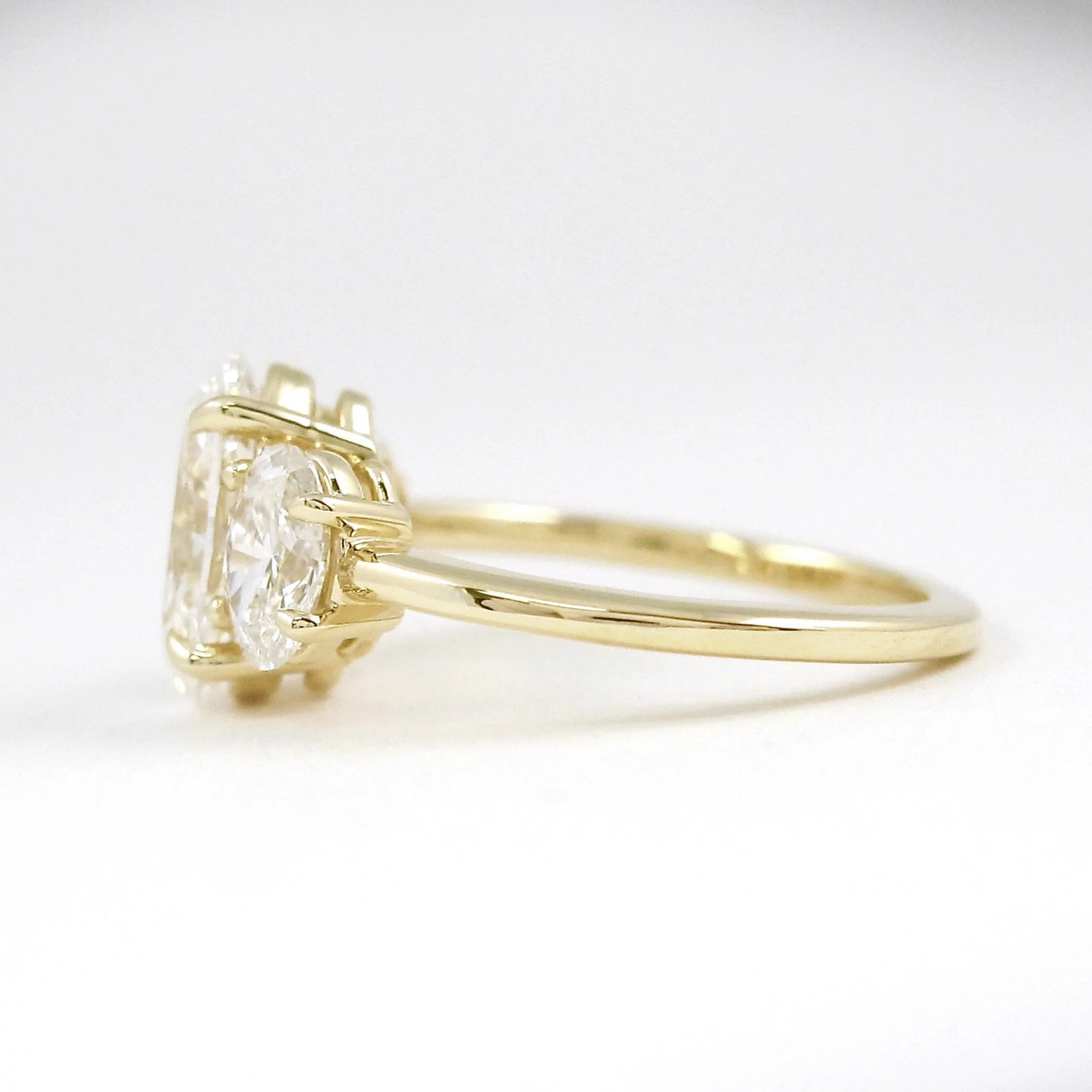 1.00 Carats Oval Cut Lab Grown Diamond Engagement Ring - Image 13