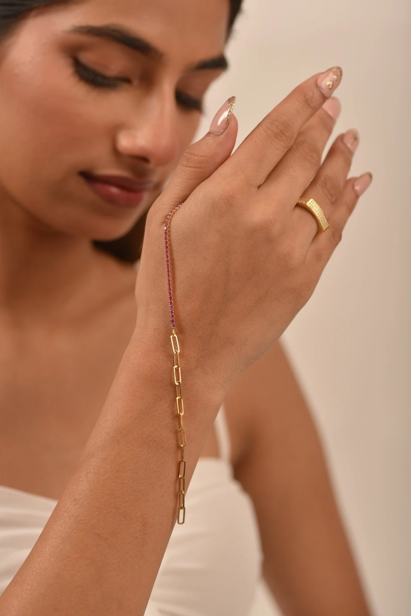 1.34 Carat Natural Pink Sapphire & Paperclip 50-50 Tennis Bracelet - Image 4
