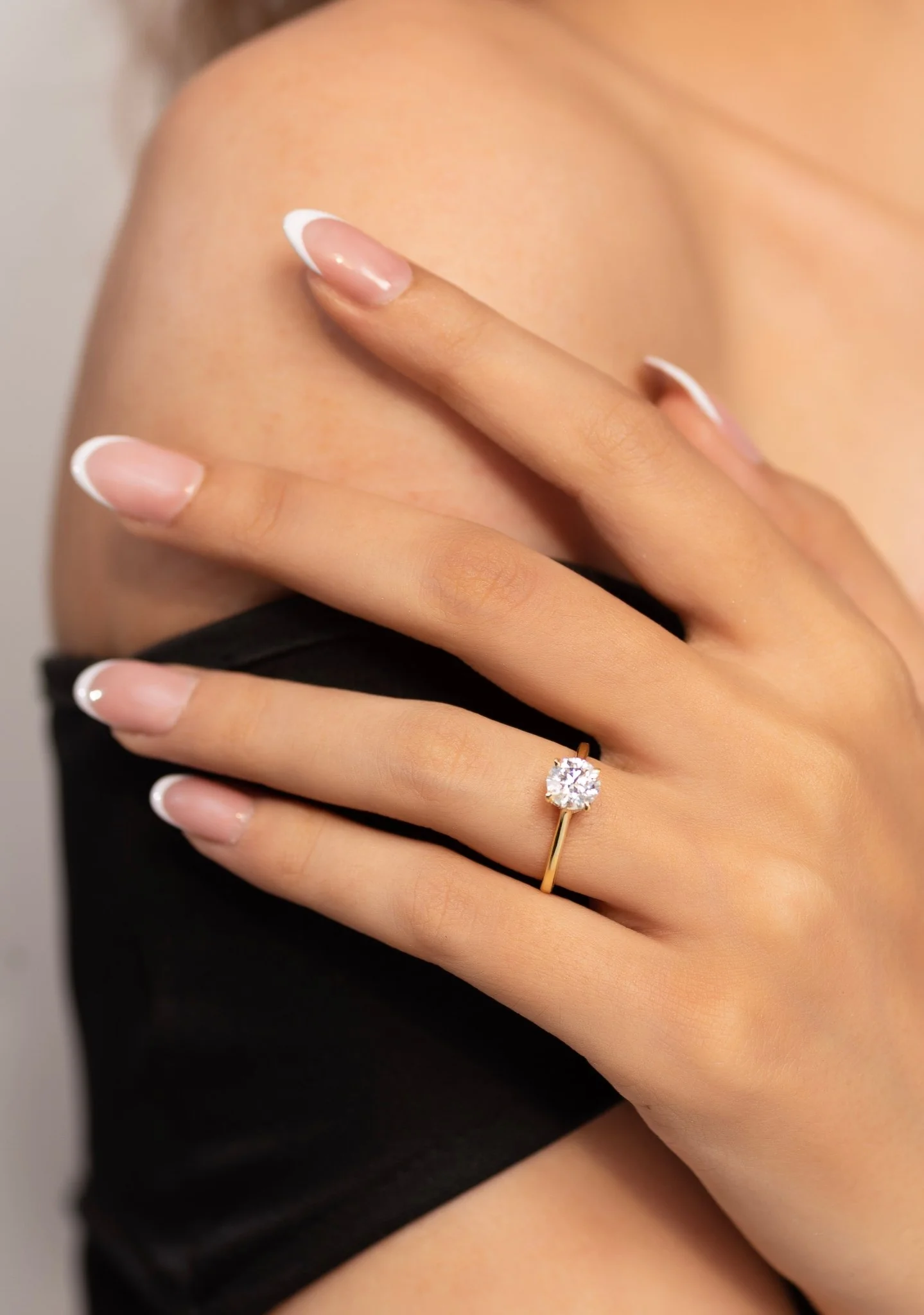 1 Carat Round Cut Diamond Hidden Halo Ring - Image 3