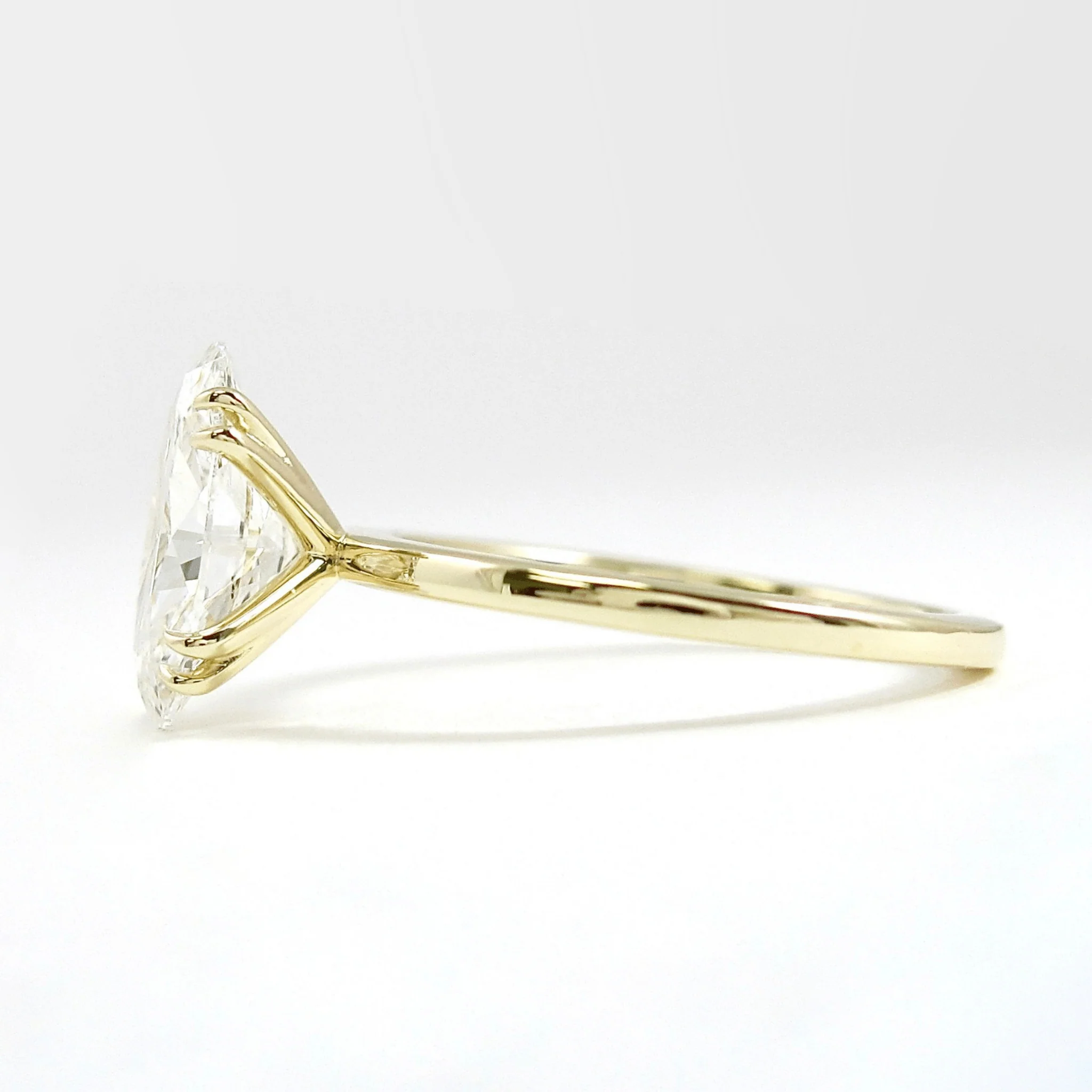 2 Carat Oval Cut 8 V Prongs Minimalist Engagement Ring - Image 10
