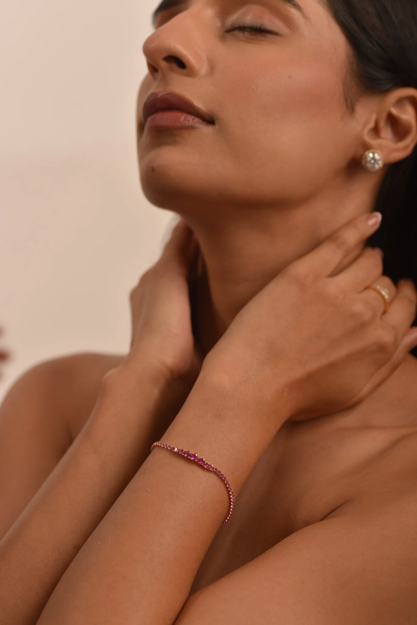 3.36 Carat Natural Pink Sapphire Graduated Tennis Bracelet in 14K/18K Solid Gold - Image 5