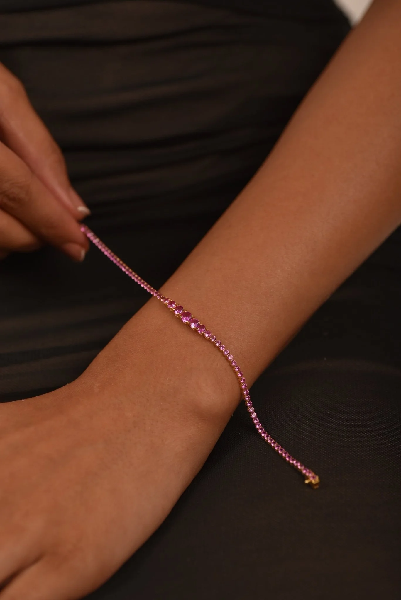 3.36 Carat Natural Pink Sapphire Graduated Tennis Bracelet in 14K/18K Solid Gold - Image 9