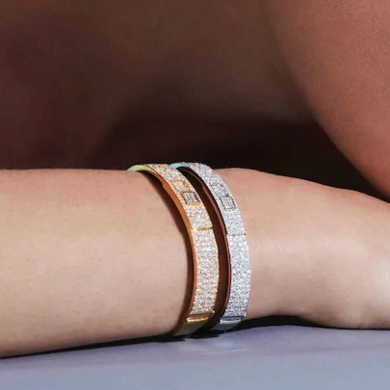 4.50 Carat Diamond Star & Pave Set Cuff Bracelet - Image 3