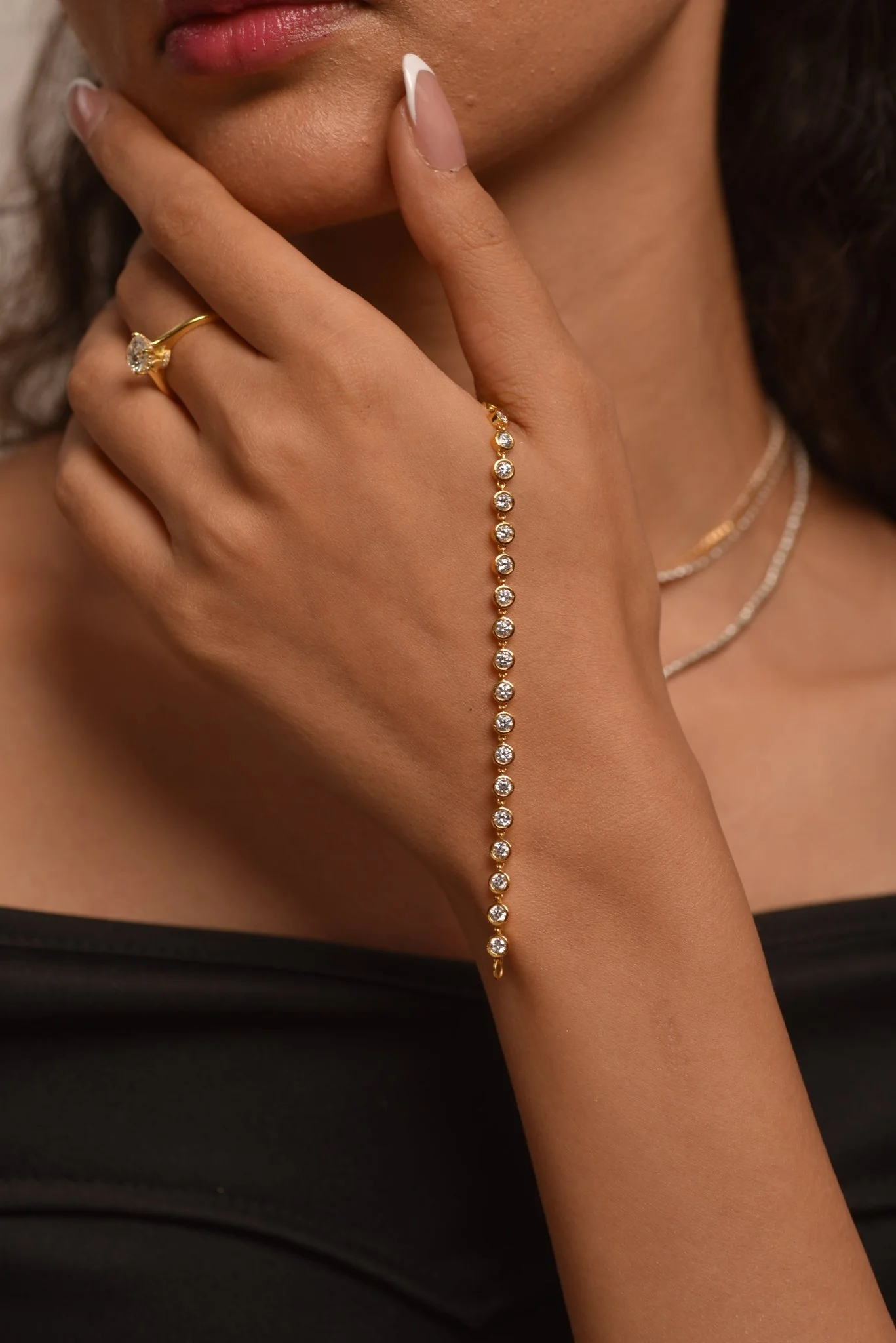 4 Carat Bezel Set Round Cut Diamond Gold Minimalist Tennis Bracelet - Image 3