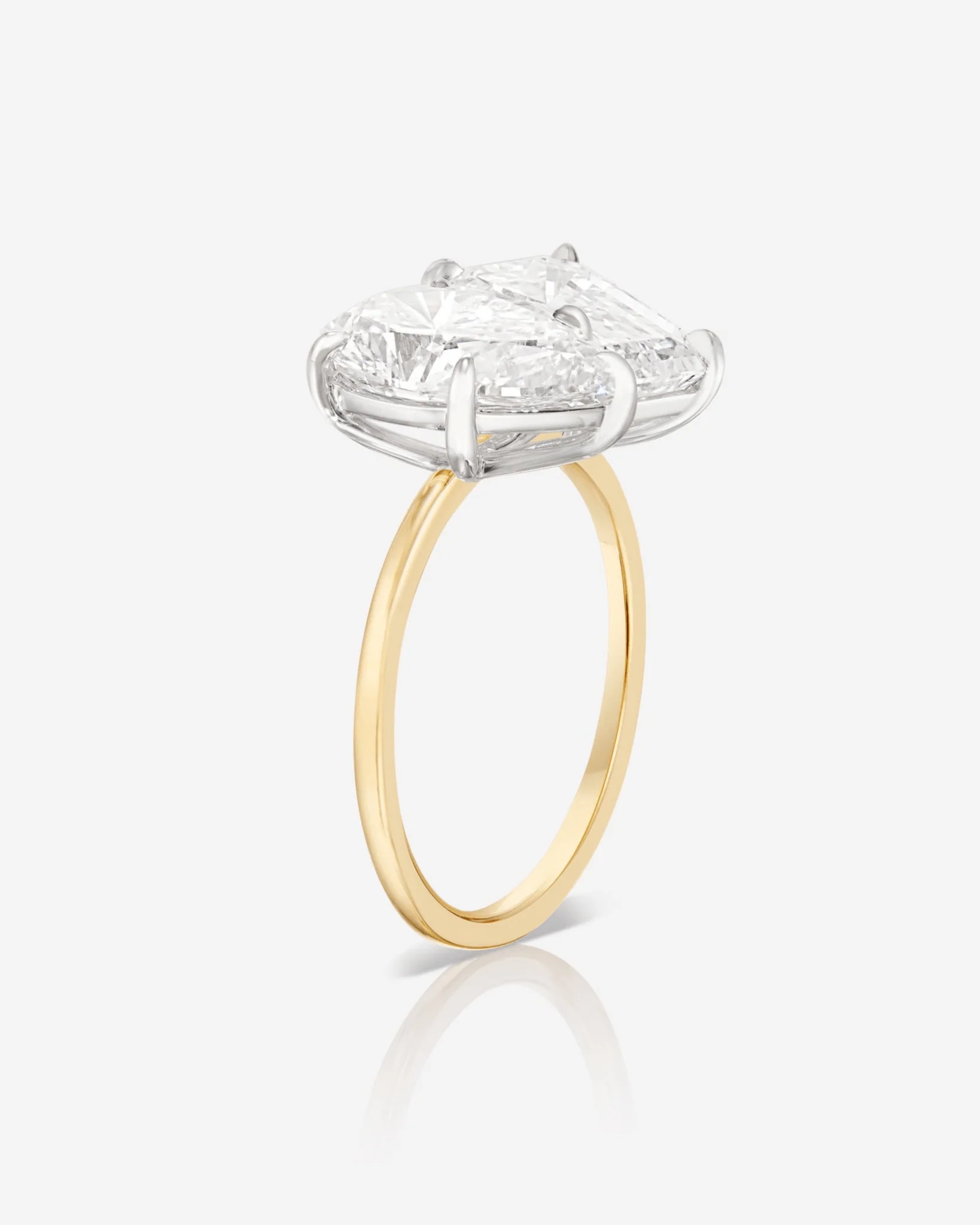 5.50 Carats Pear & Emerald Cut Two Stone Toi Et Moi Wedding Ring - Image 11