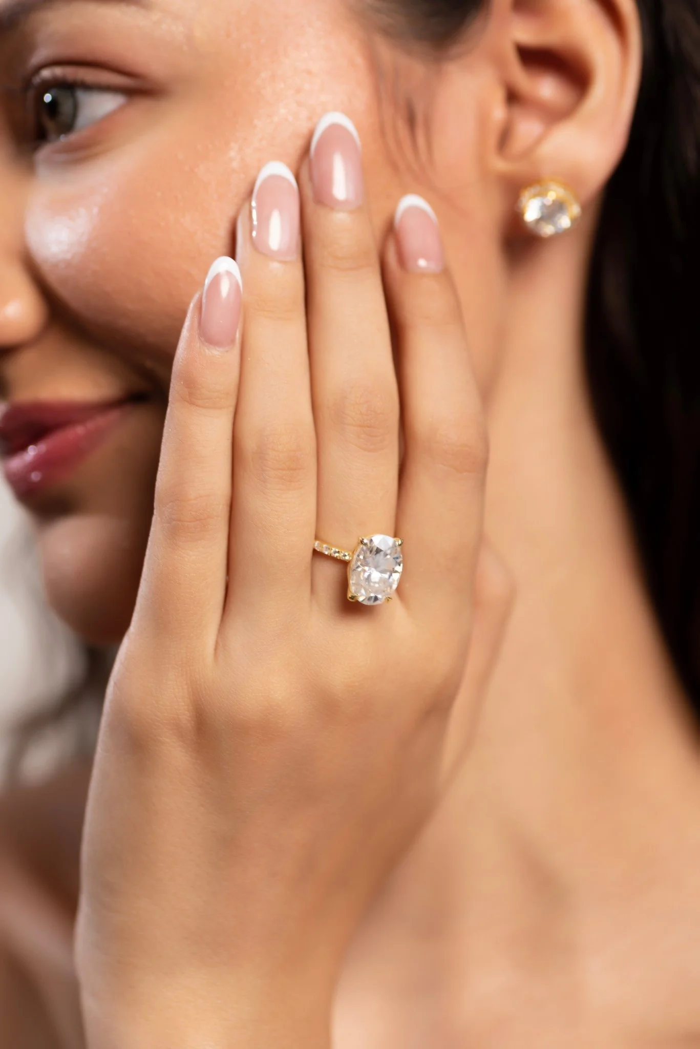 5 Carat Oval Cut Diamond Wedding Ring - Image 3