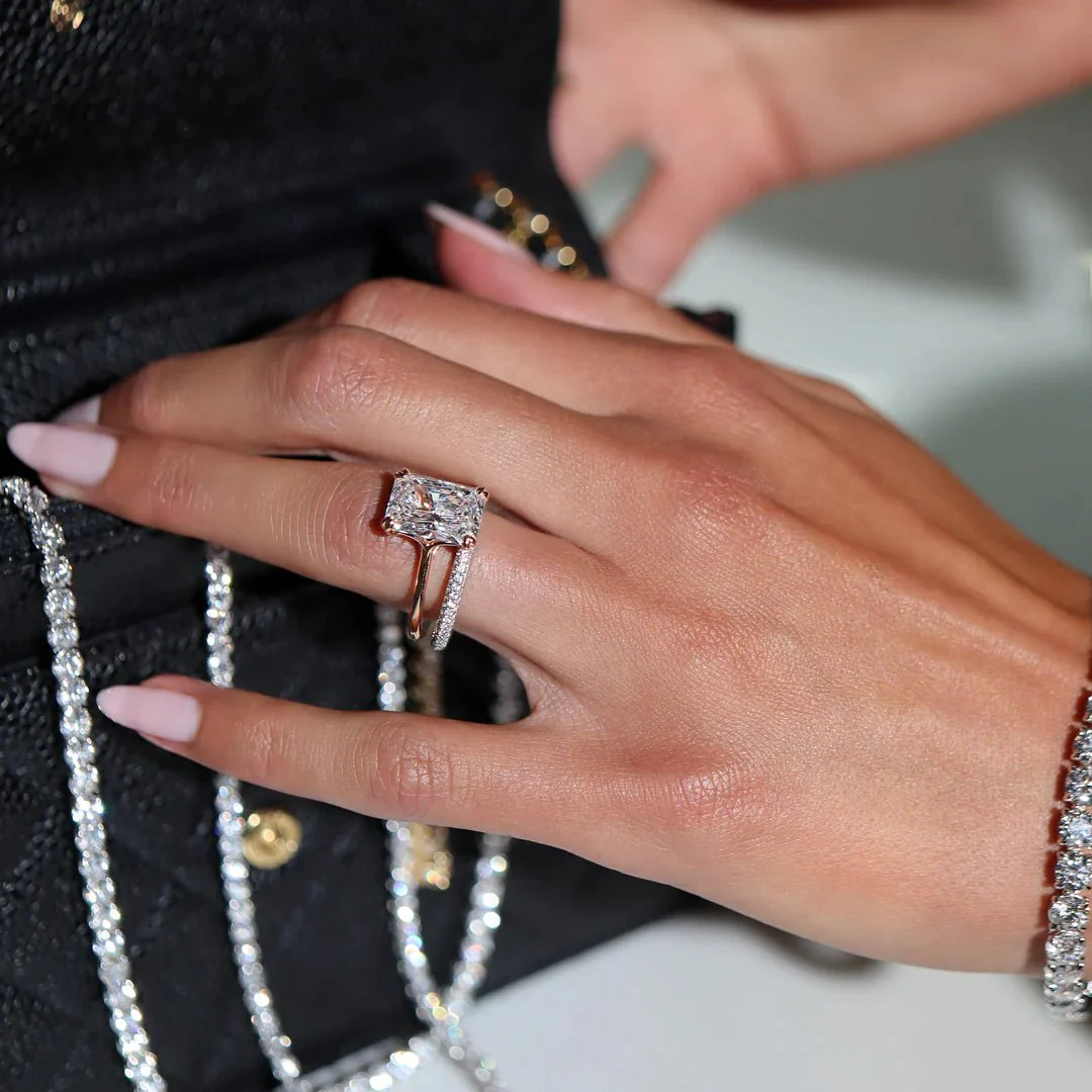5 Carat Radiant Cut Diamond Solitaire Engagement Ring with Plain Band - Image 8