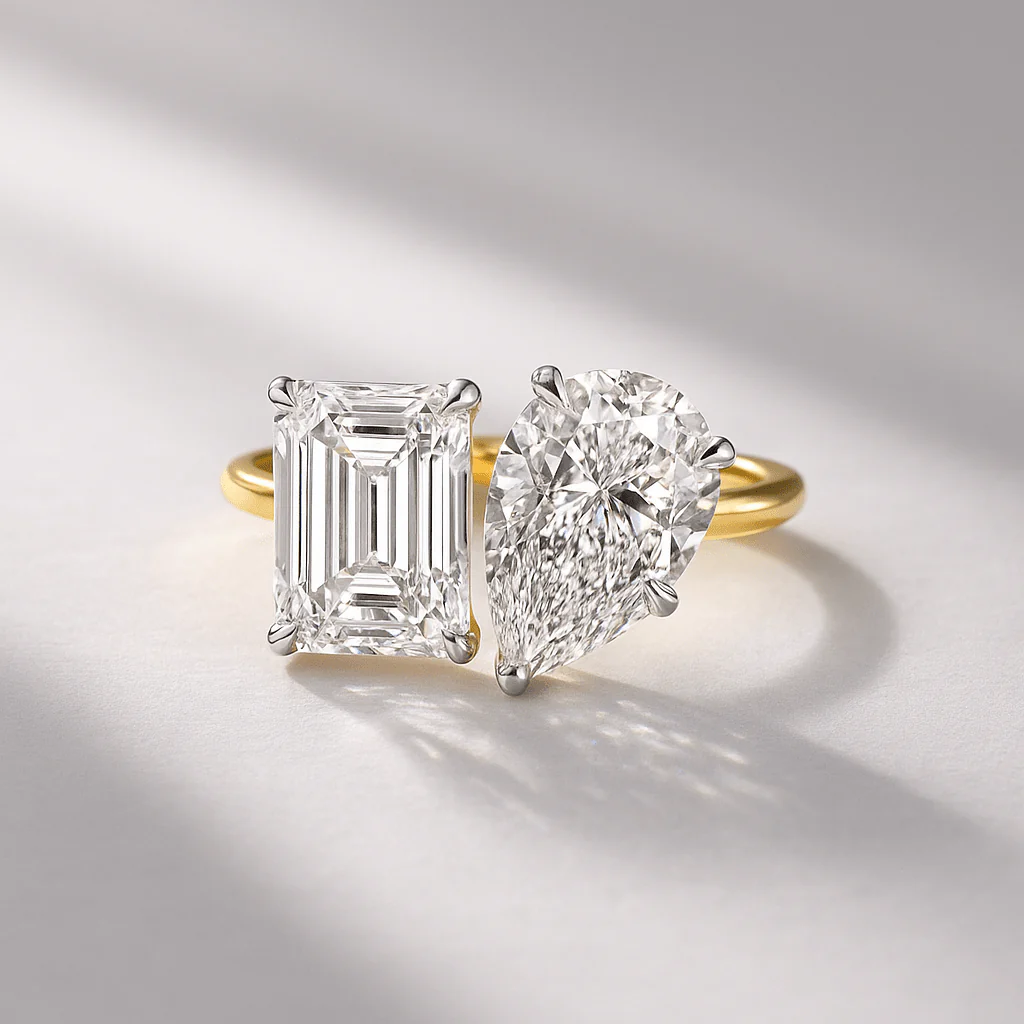 6 Carat Two Tone Pear & Emerald Toi Et Moi Engagement Ring - Image 4