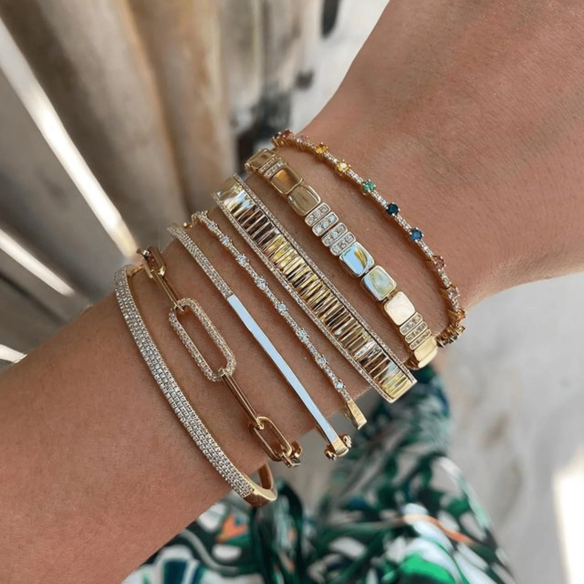 Diamond Ribbed Cuff Bangle studded in Solid Gold - Image 8