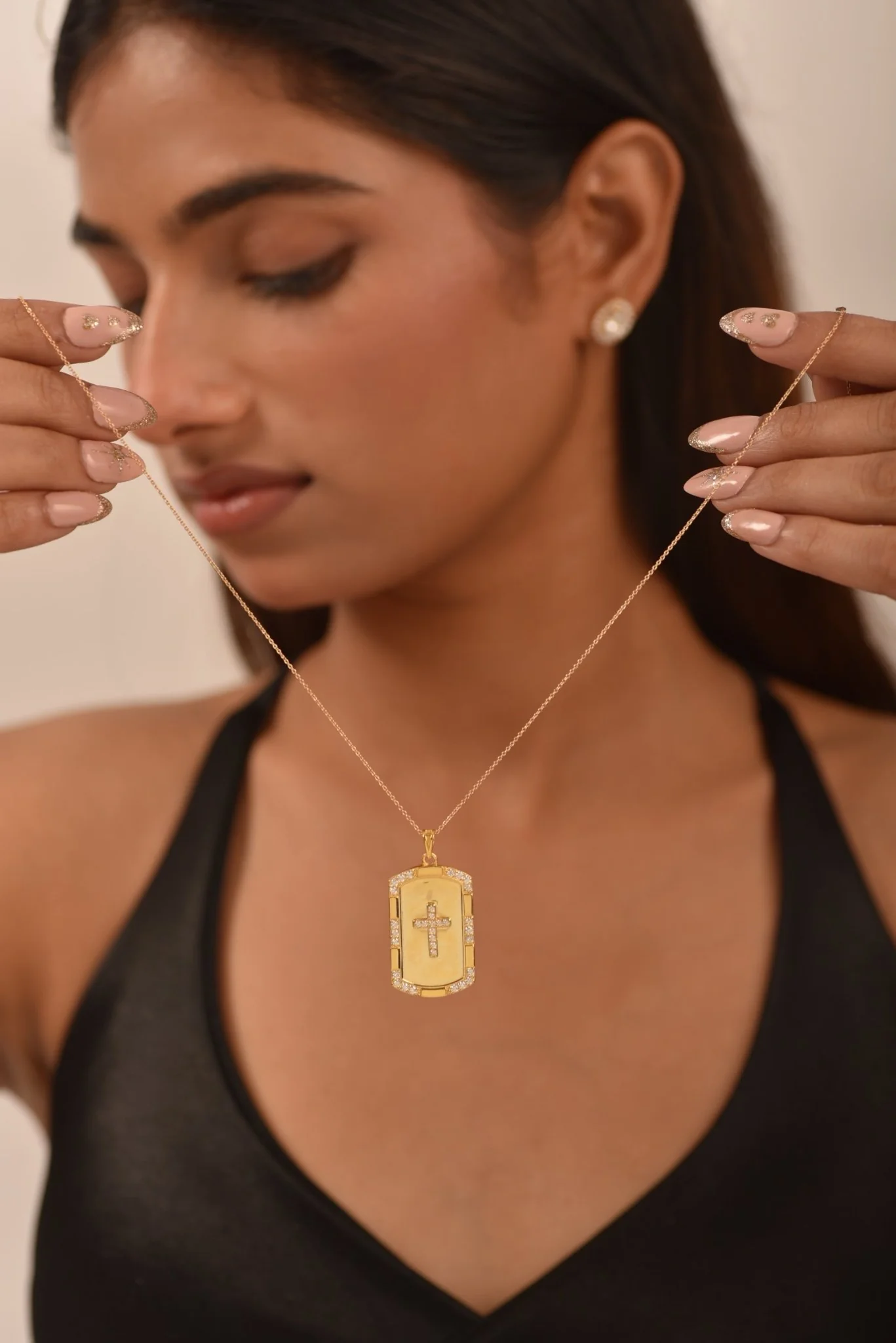 Gold Diamond Cross Pendant Necklace - Image 2