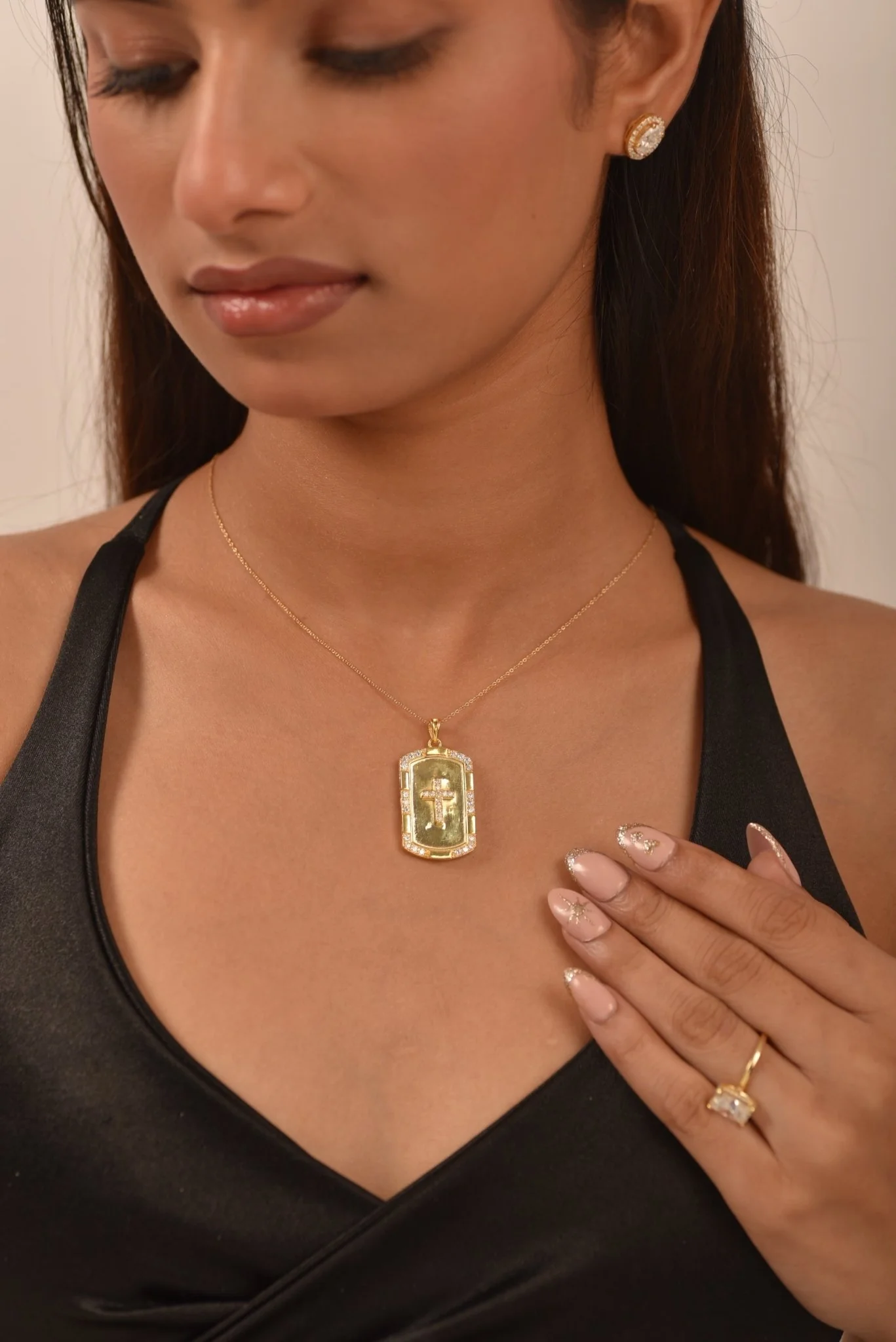 Gold Diamond Cross Pendant Necklace - Image 7