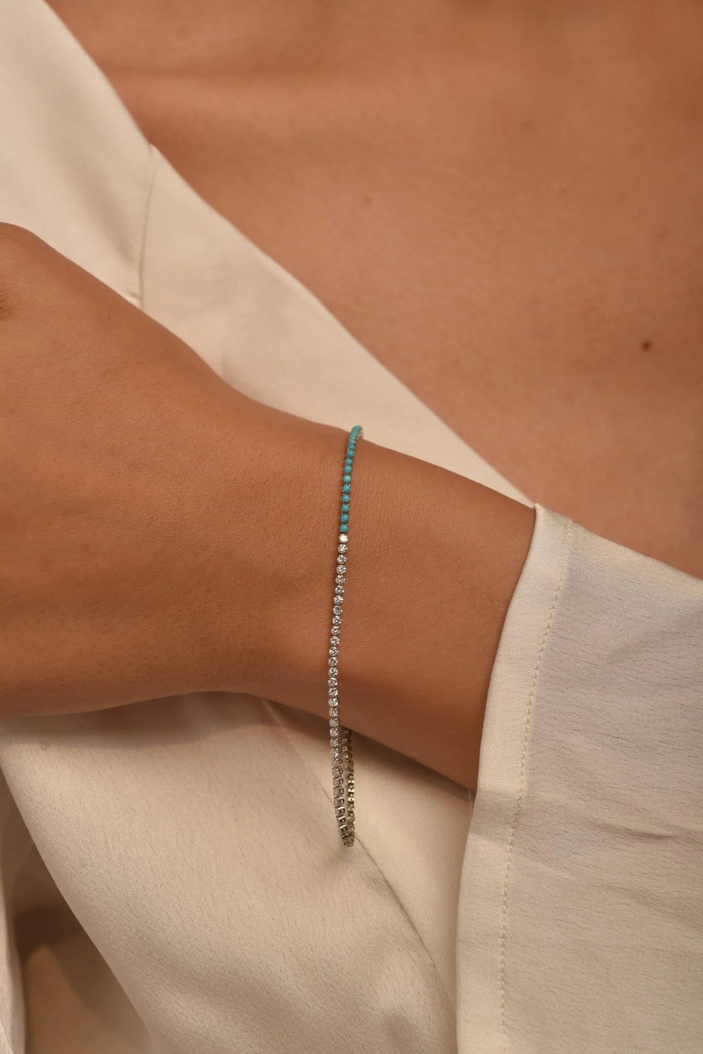 Turquoise & Diamond 50-50 Tennis Bracelet in 14K/18K White Gold - Image 4